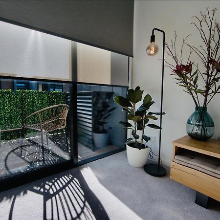 Funk In The City - Luxury Laneway Apartment With Single Garage クライストチャーチ エクステリア 写真